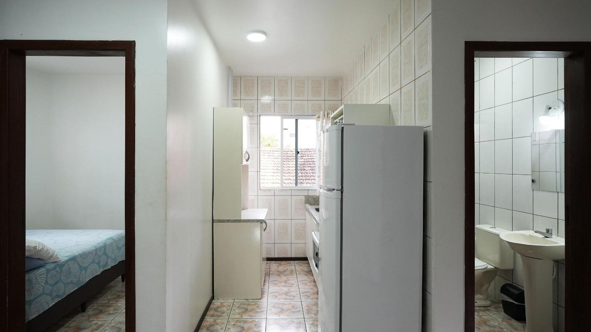 Residencial Adolfo - Mestre Naro Bombinhas Exterior foto